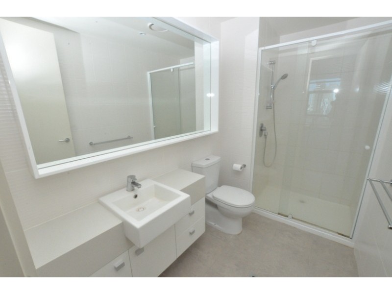 REF 01139/180 City Road, Southbank VIC 3006