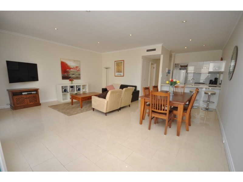 REF 01192/682 Nicholson Street, Fitzroy North VIC 3068