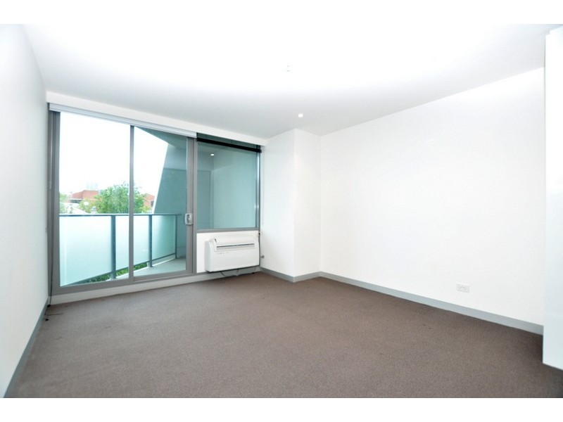 REF 01204/53 Batman Street, West Melbourne VIC 3003