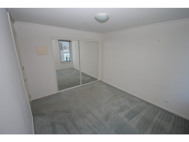 REF 01207/163 City Road, Southbank VIC 3006