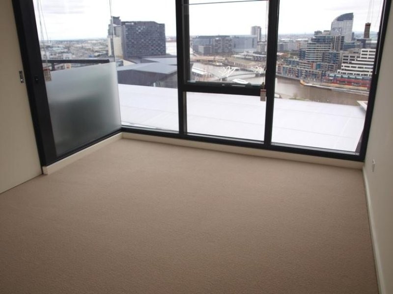 REF 01231/63 Whiteman Street, Southbank VIC 3006