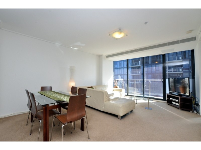 REF 01237/183 City Road, Southbank VIC 3006