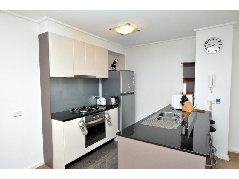 REF 01237/183 City Road, Southbank VIC 3006