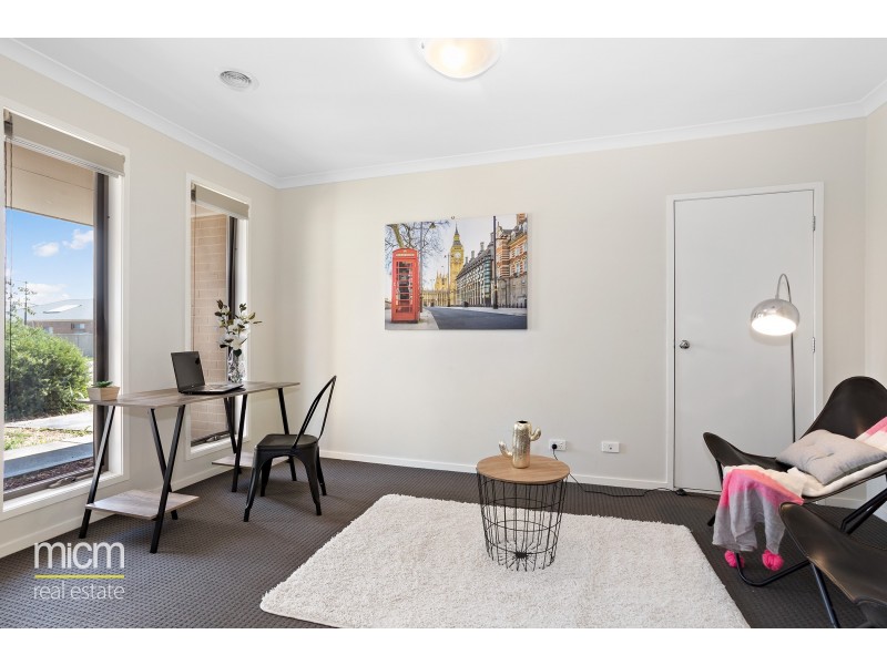11 St Laurent Boulevard, Point Cook VIC 3030