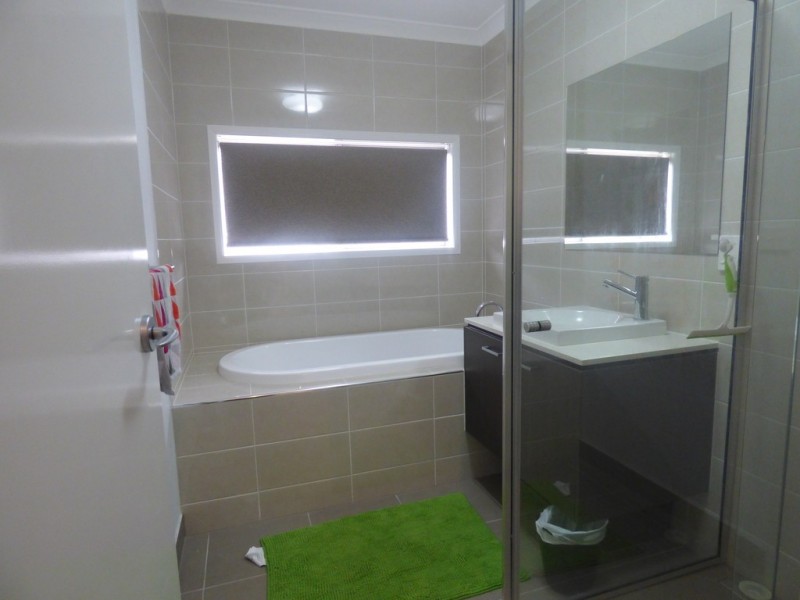 9 Knight Avenue, Point Cook VIC 3030