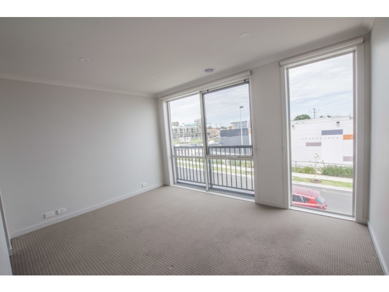 17 Focus Drive, Coburg North VIC 3058