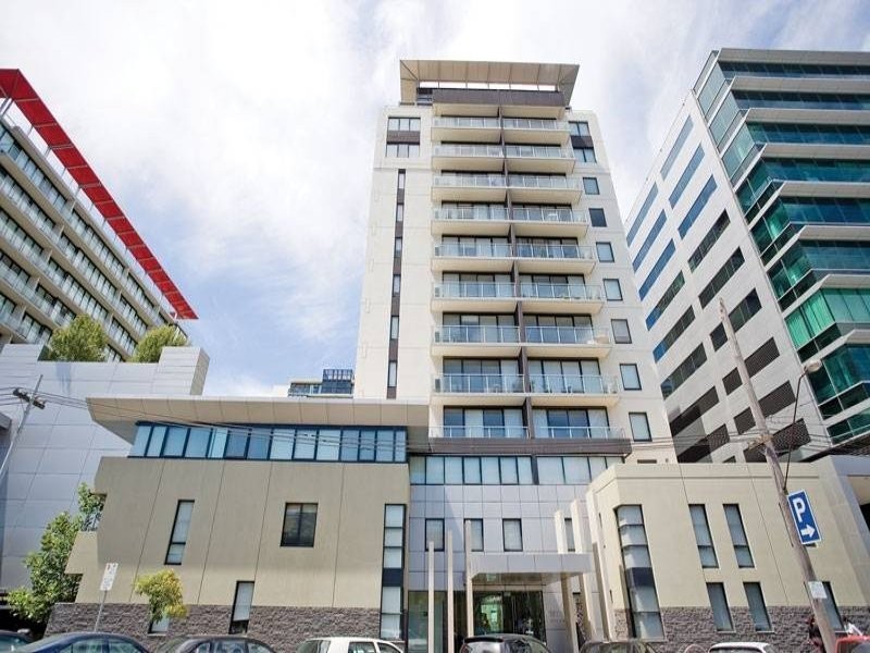 REF 01302/69 Dorcas Street, South Melbourne VIC 3205