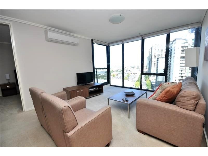 REF 01303/22 Kavanagh Street, Southbank VIC 3006