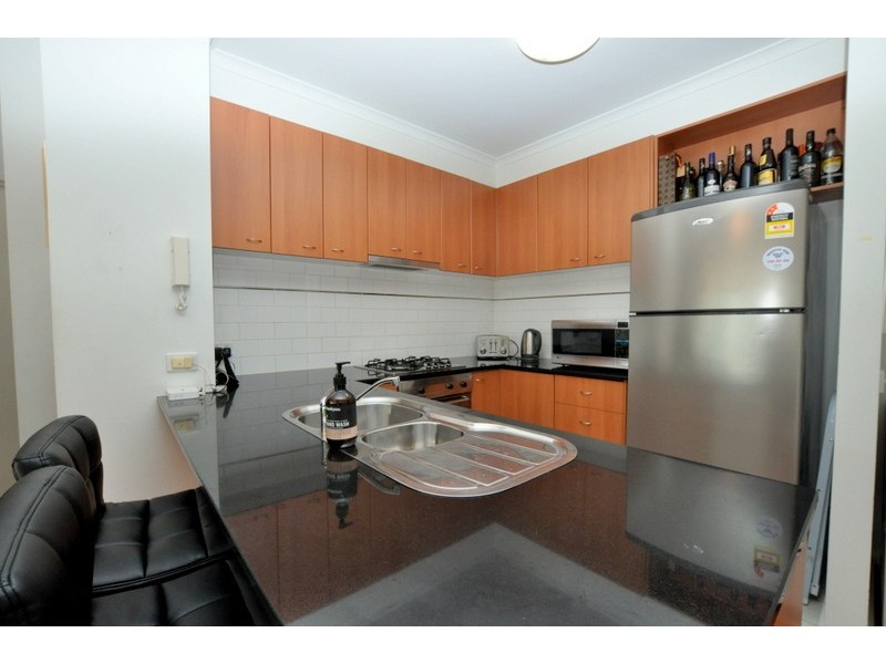REF 01306/39 Dorcas Street, South Melbourne VIC 3205
