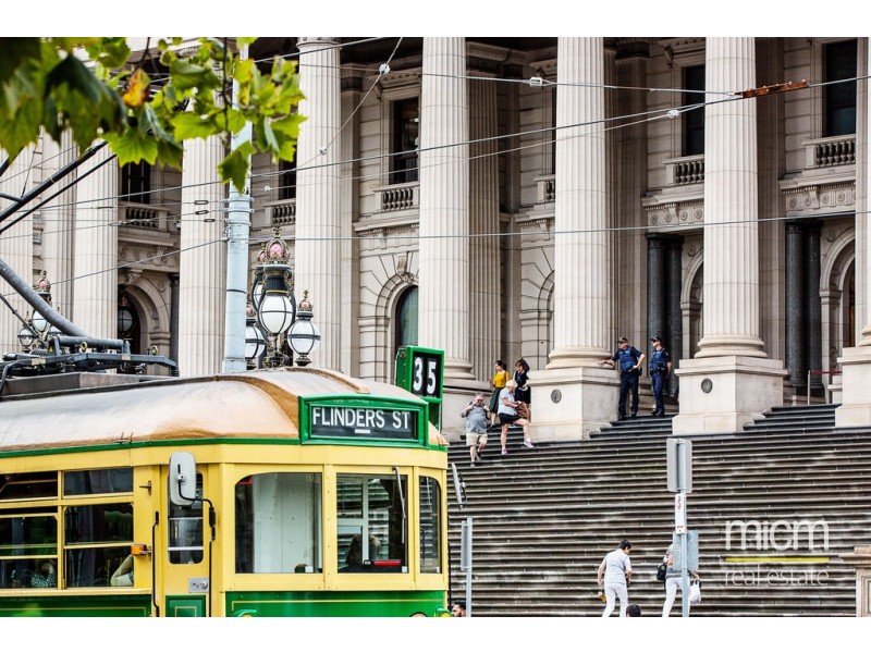 1410/318 Russell Street, Melbourne VIC 3000