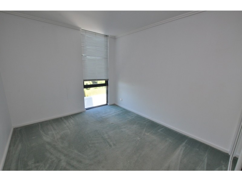 REF 02023/38 Bank Street, South Melbourne VIC 3205