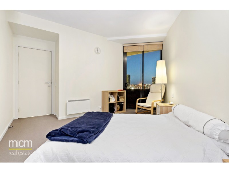 902/15 Caravel Lane, Docklands VIC 3008