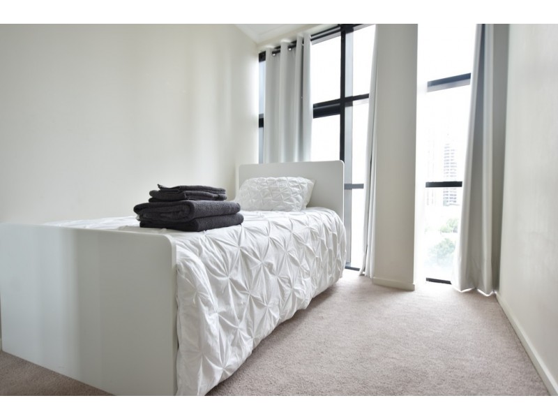 1318/139 Lonsdale Street, Melbourne VIC 3000