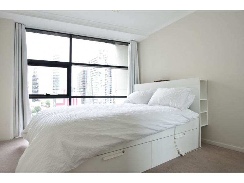 1318/139 Lonsdale Street, Melbourne VIC 3000