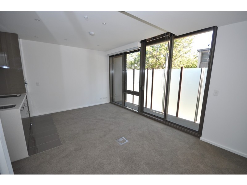 REF 020622/19 Balston Street, Southbank VIC 3006