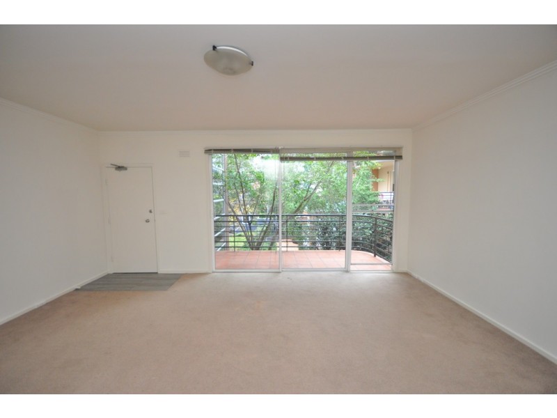 REF 02076/28 Jeffcott Street, West Melbourne VIC 3003