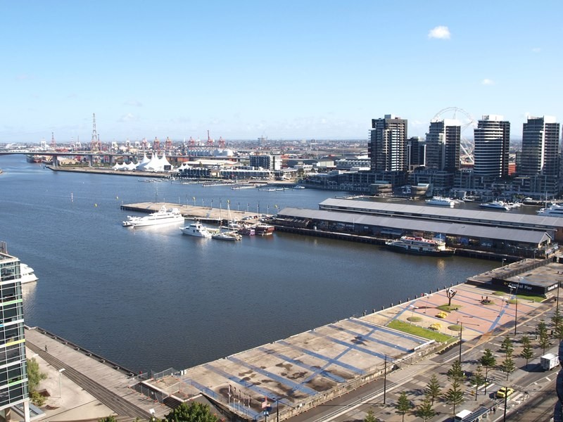 1909/100 Harbour Esplanade, Docklands VIC 3008