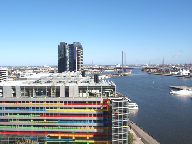 1909/100 Harbour Esplanade, Docklands VIC 3008
