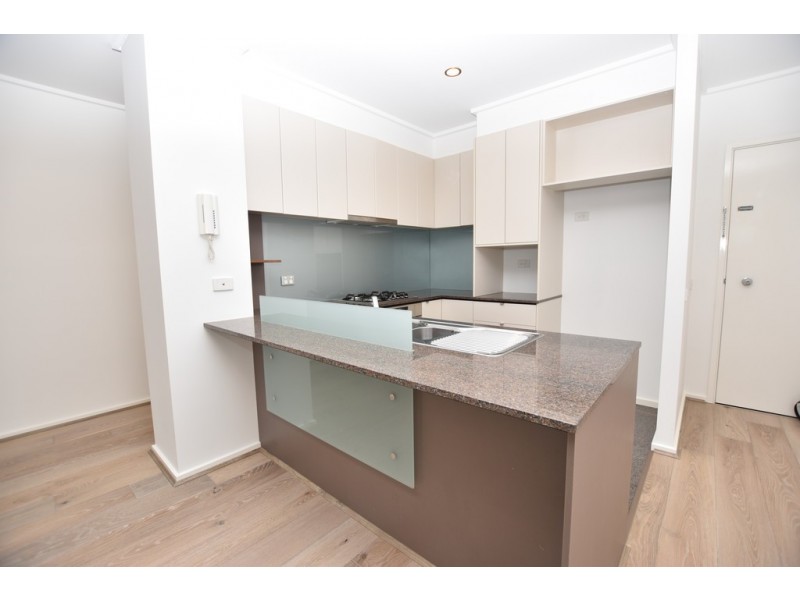 REF 02081/173 City Road, Southbank VIC 3006