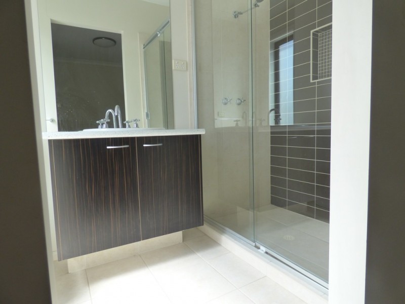 79 Lincoln Heath Boulevard, Point Cook VIC 3030