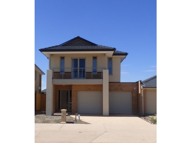 171 Sanctuary Lakes South Boulevard, Point Cook VIC 3030