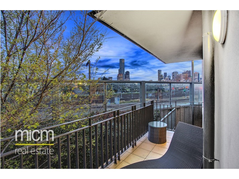111/33 Cliveden Close, East Melbourne VIC 3002