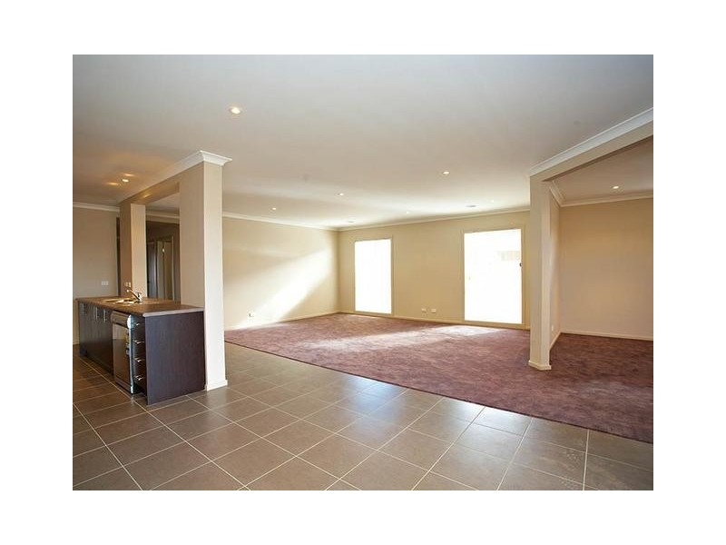 246 Boardwalk Boulevard, Point Cook VIC 3030