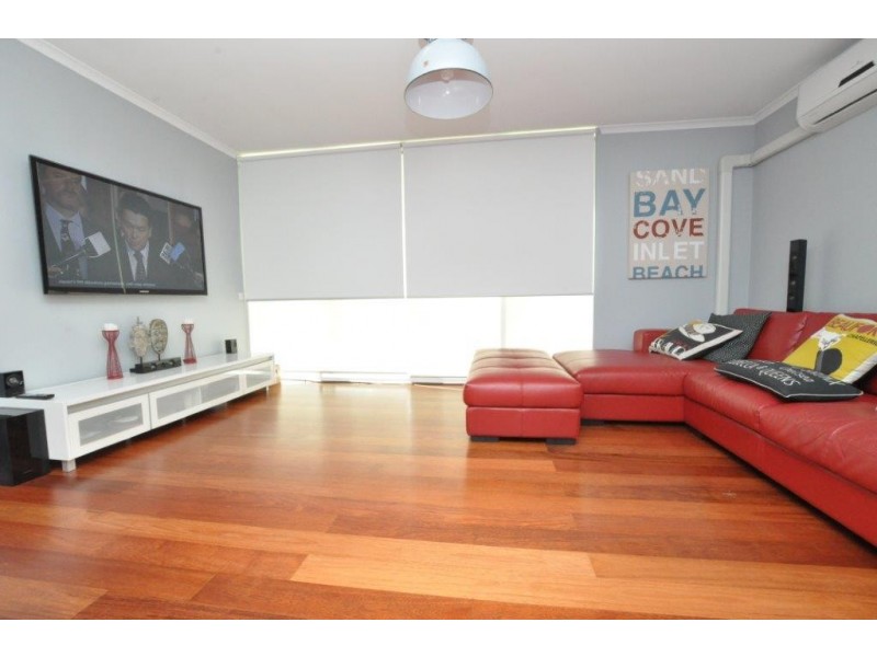 REF 02159/79 Whiteman Street, Southbank VIC 3006