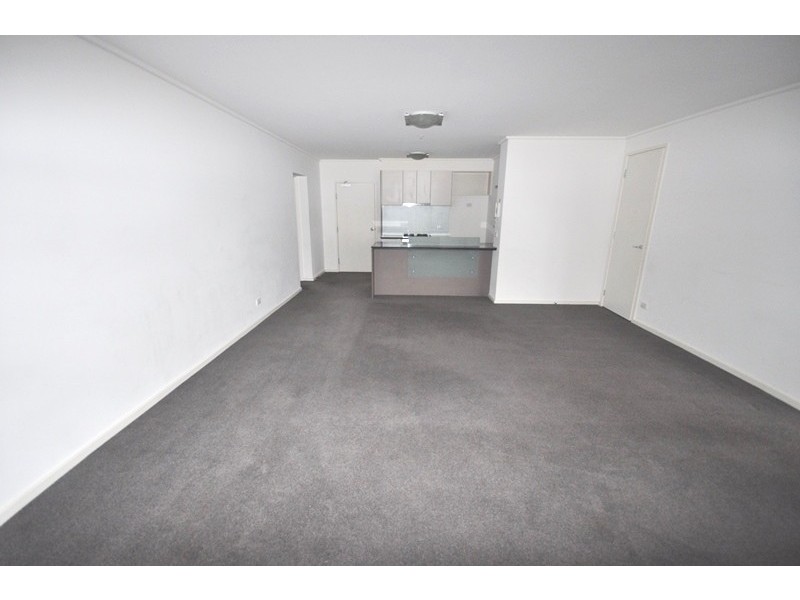 REF 021411/173 City Road, Southbank VIC 3006