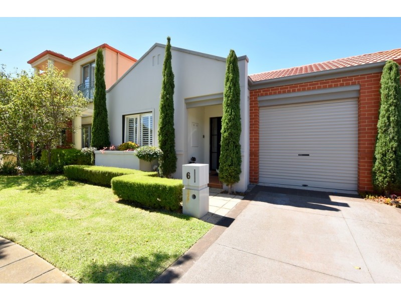 6 Swallow Street, Port Melbourne VIC 3207