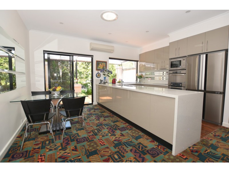 6 Swallow Street, Port Melbourne VIC 3207