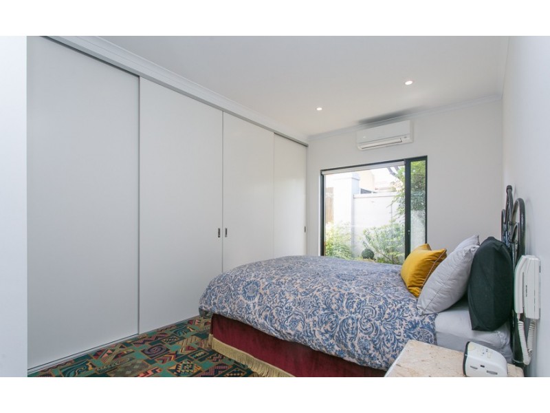 6 Swallow Street, Port Melbourne VIC 3207