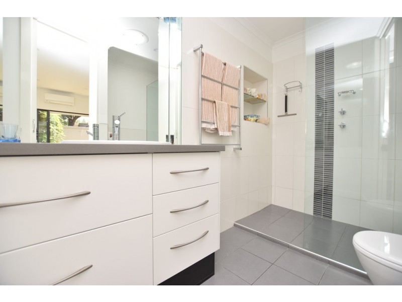 6 Swallow Street, Port Melbourne VIC 3207