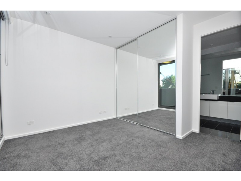 REF 02165/80 Fawkner Street, Southbank VIC 3006
