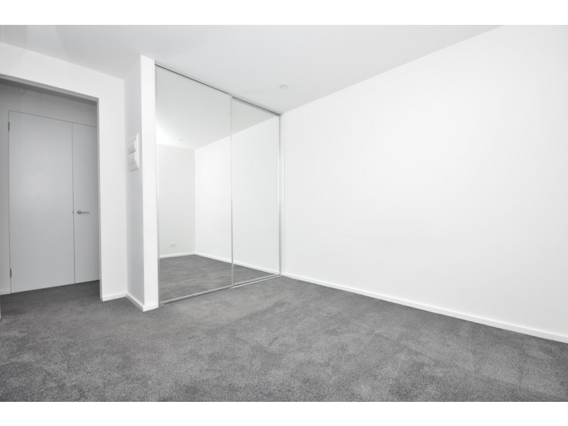 REF 02165/80 Fawkner Street, Southbank VIC 3006