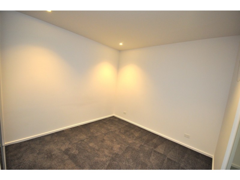 REF 02165/80 Fawkner Street, Southbank VIC 3006