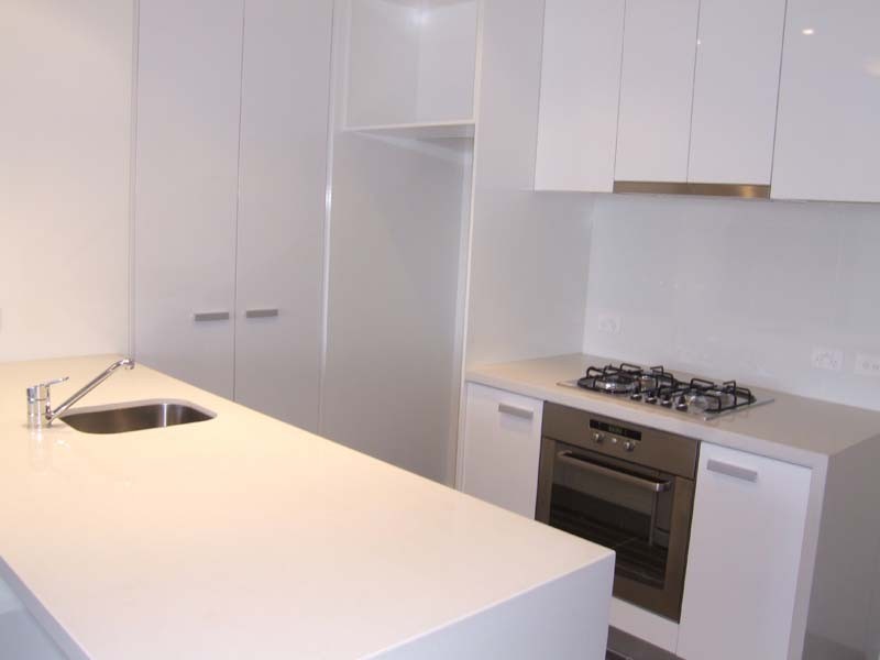 REF 02166/63 Whiteman Street, Southbank VIC 3006