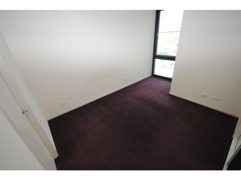 REF 03021/100 Kavanagh Street, Southbank VIC 3006