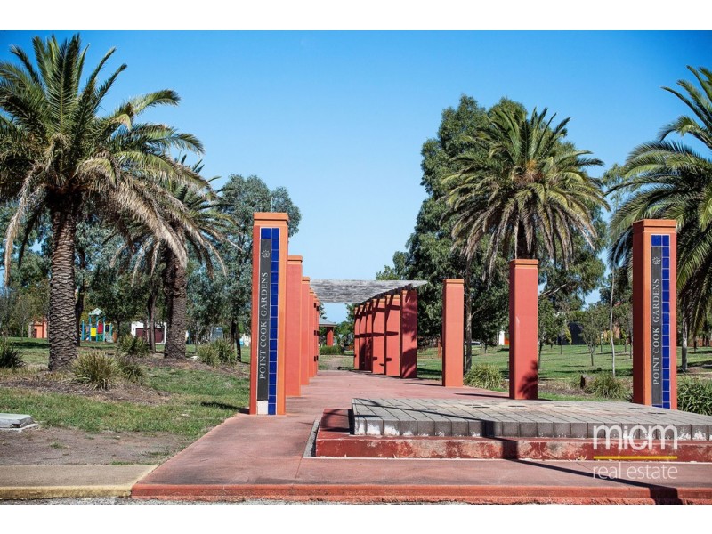 20 Winterberry Road, Point Cook VIC 3030