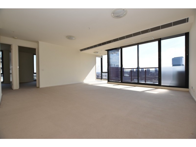 REF 031609/63 Whiteman Street, Southbank VIC 3006