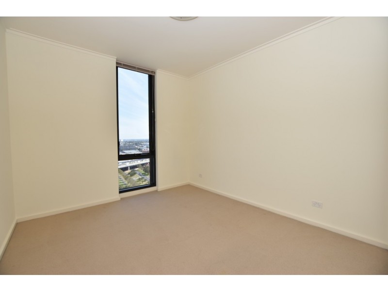 REF 031609/63 Whiteman Street, Southbank VIC 3006