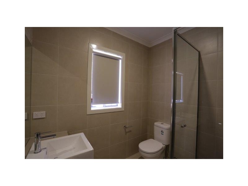 37 Noorat Place, Cranbourne North VIC 3977