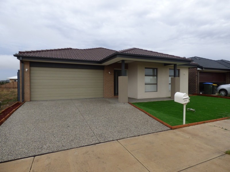 18 Galactic Way, Truganina VIC 3029