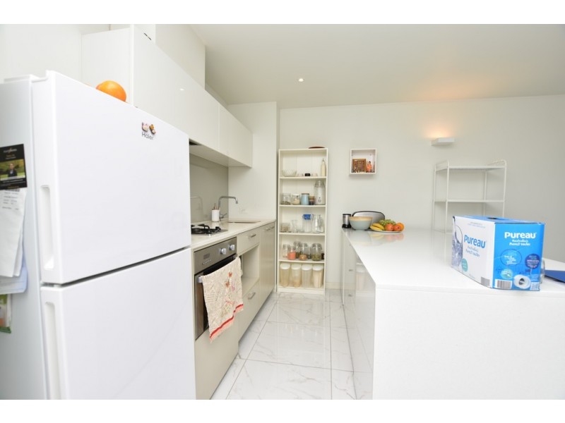 REF 032706/200 Spencer Street, Melbourne VIC 3000