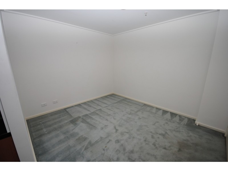 REF 032709/163 City Road, Southbank VIC 3006