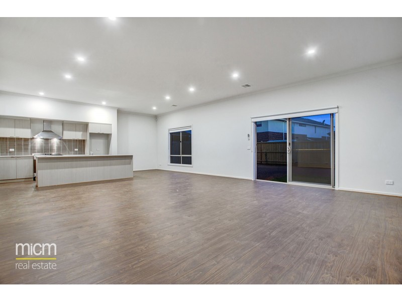 21 Wingfield Parkway, Williams Landing VIC 3027