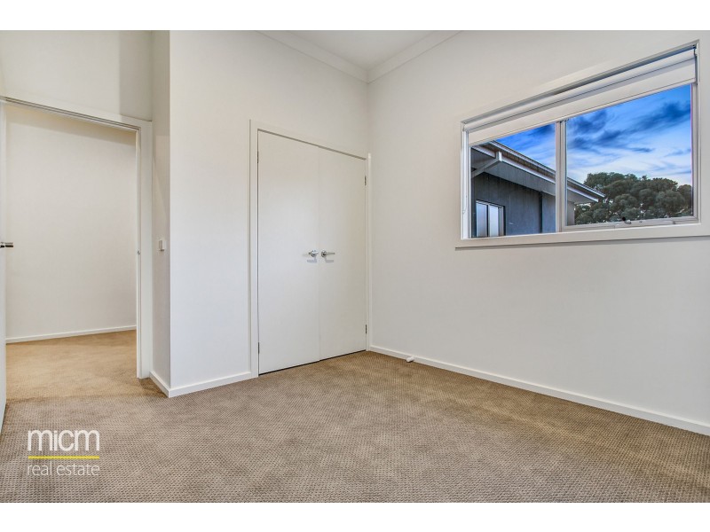 21 Wingfield Parkway, Williams Landing VIC 3027