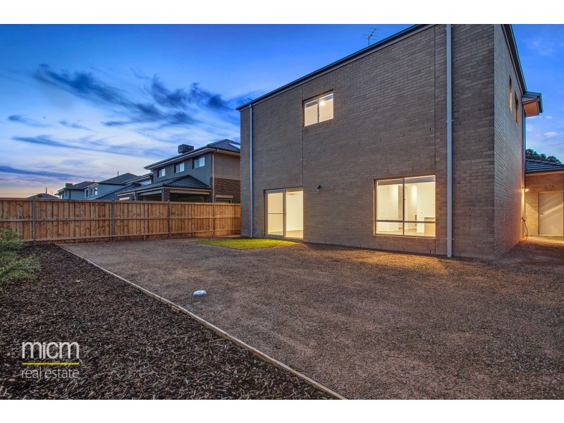 21 Wingfield Parkway, Williams Landing VIC 3027