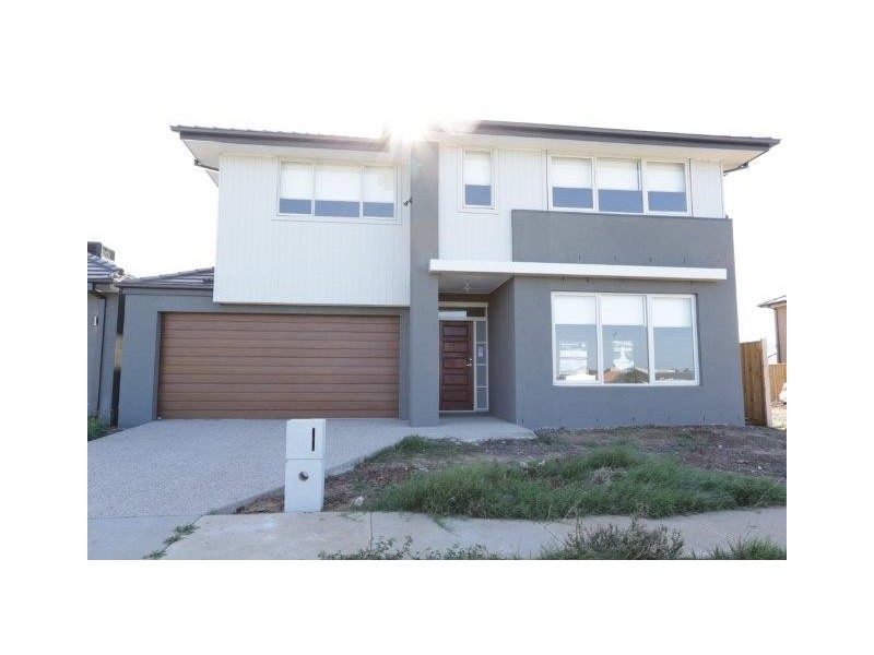 29 Stoneleigh Circuit, Williams Landing VIC 3027