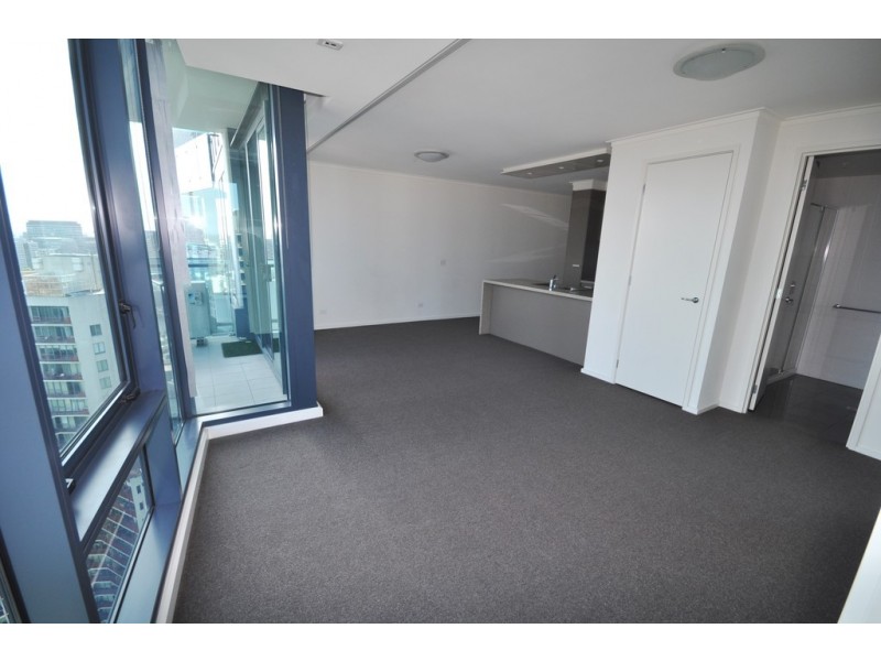 REF 033005/180 City Road, Southbank VIC 3006